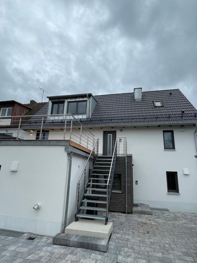 شقة آمبرغ  في Am Exklusives Loft Mit 3 Schlafzimmern, Netflix, Zentral, Parkplatz المظهر الخارجي الصورة